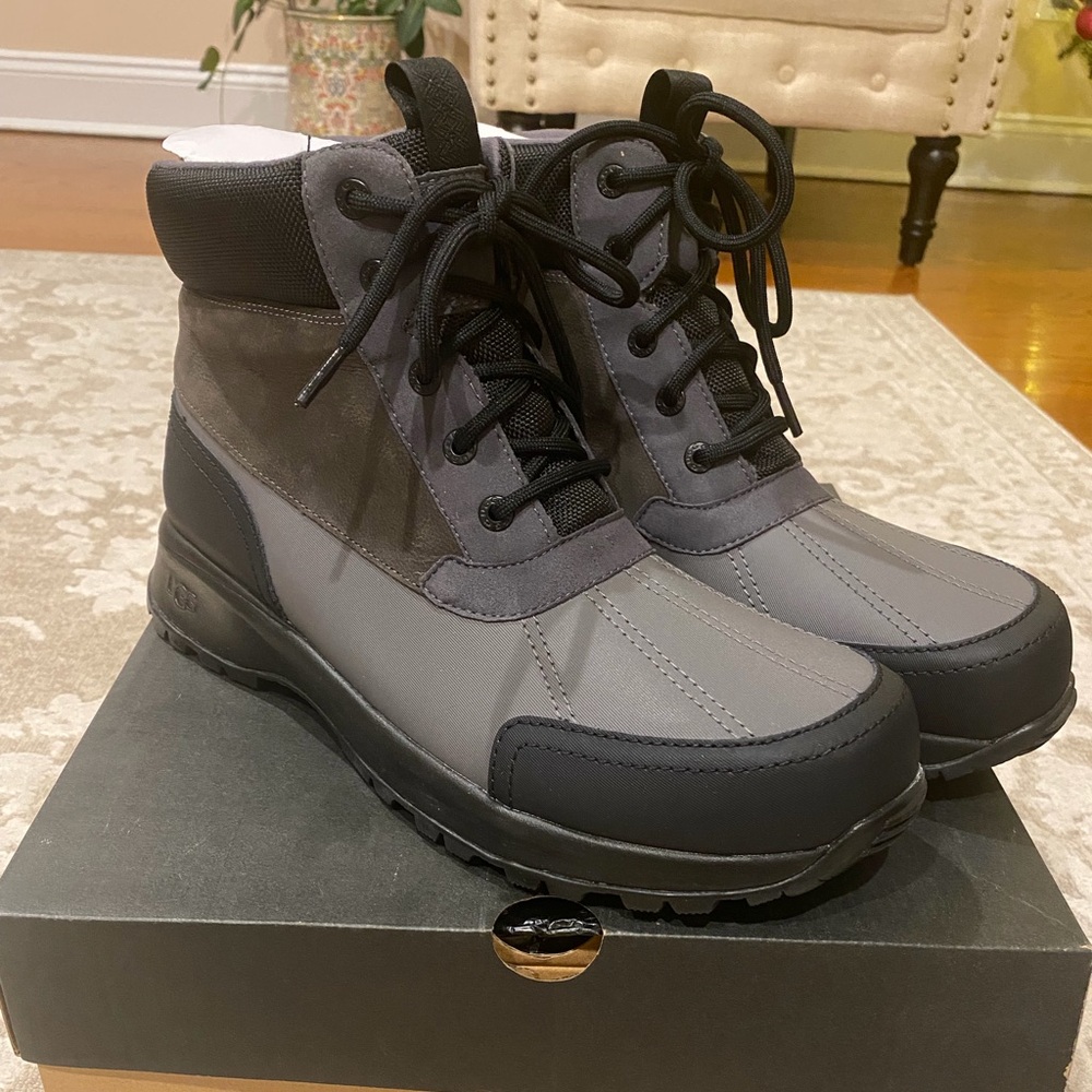 UGG Men's Emmett Duck Boot- Dark Grey
